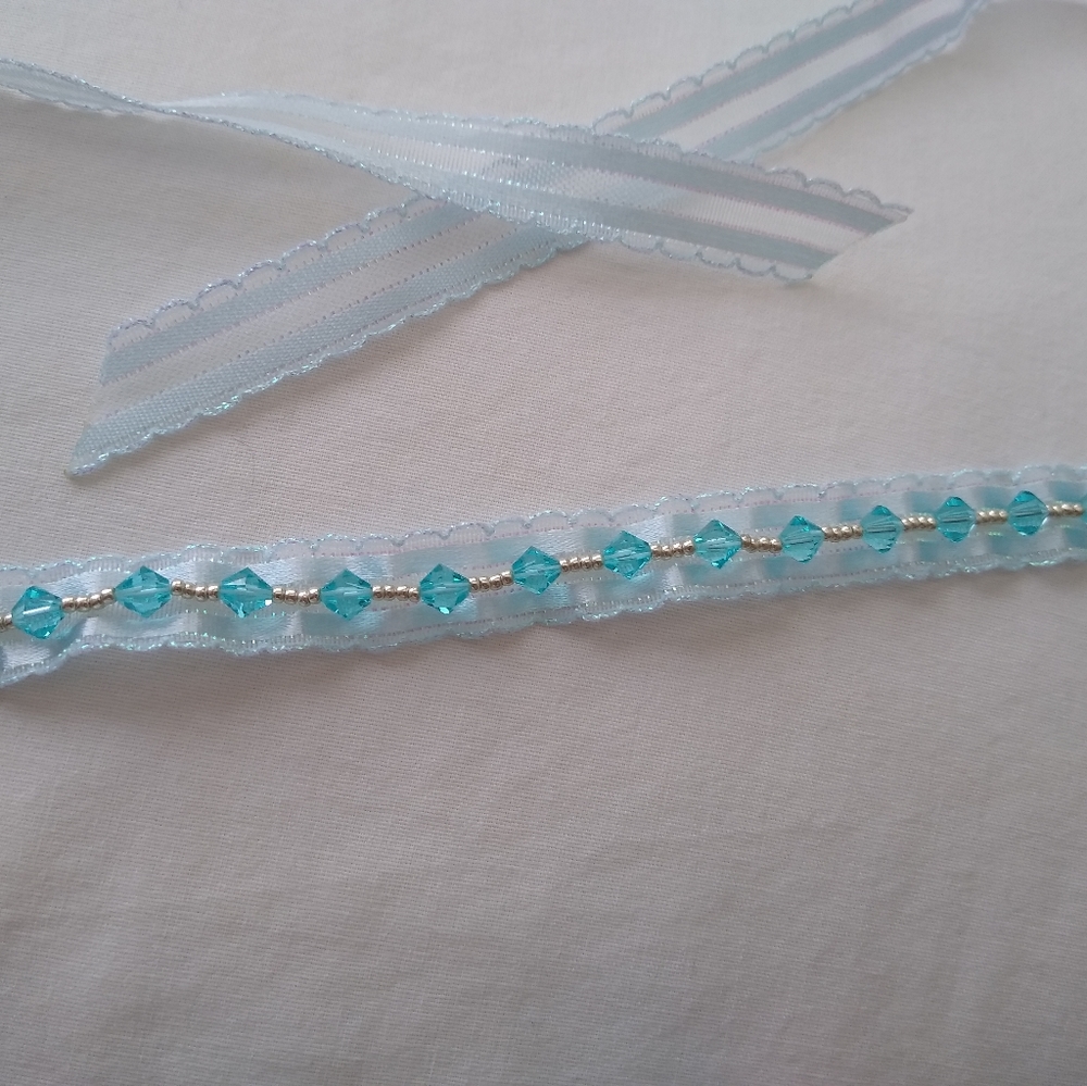Infant/toddler ribbon headband